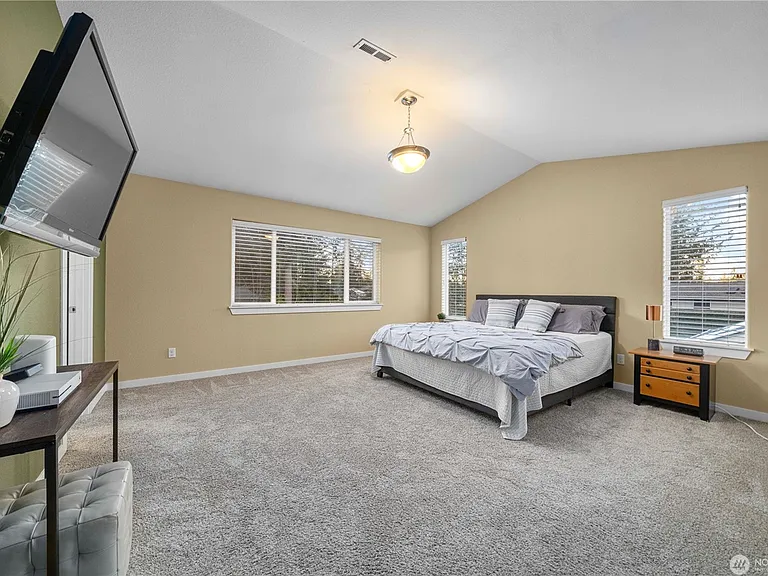 24309 229th Ct SE — Photo 18