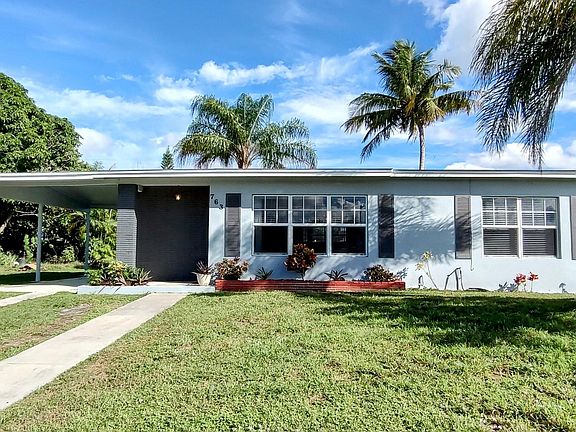 2nd image of 763 SE Airoso Boulevard