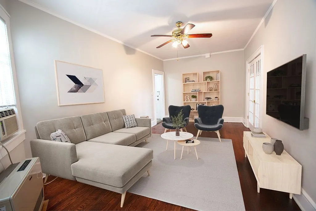 2 bed, $2,300 — Photo 1