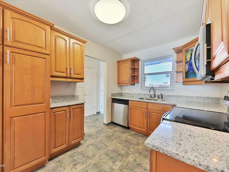 2901 N Halifax Ave #101 — Photo 7