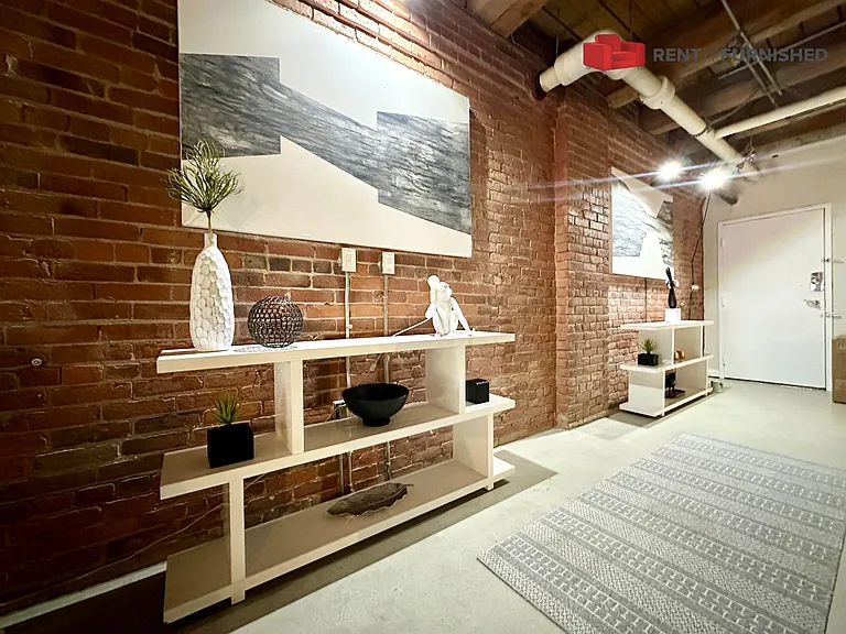 55 Cordova St E #404 — Photo 6