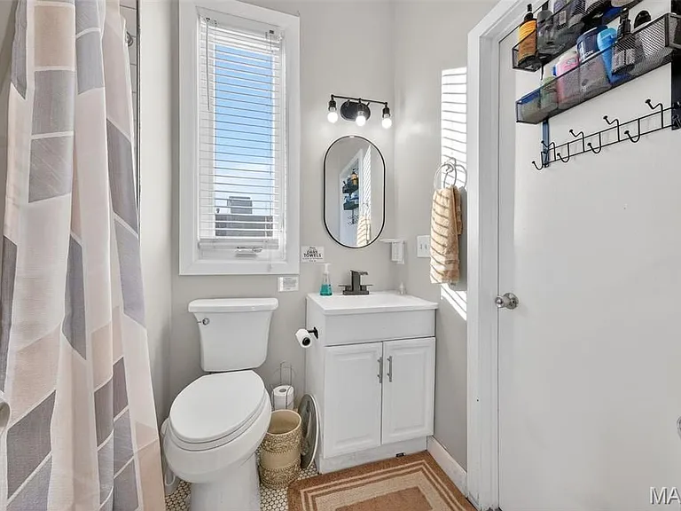 28 Columbus Square Dr — Photo 14