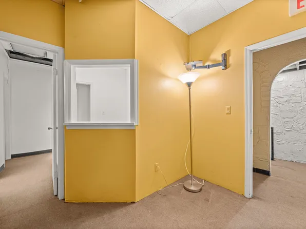 510 43rd Street image 26 of 32