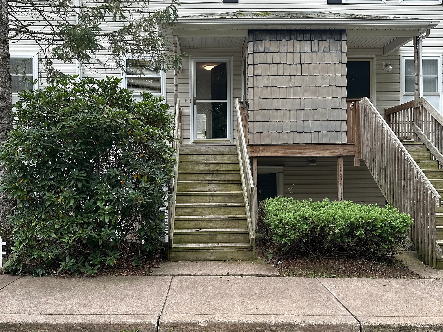 2 bed, 1.5 bath, 1234 sqft, $1,700 — Photo 1