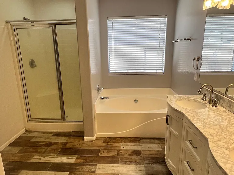 22264 N Kingston Dr — Photo 21