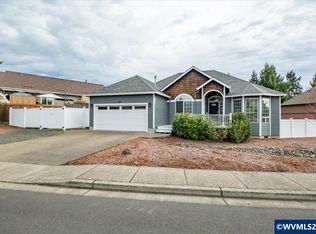 684 NW Jasper St, Dallas, OR 97338