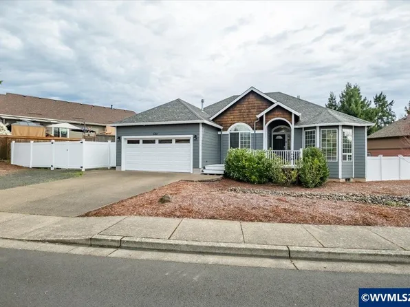 684 NW Jasper St, Dallas, OR 97338