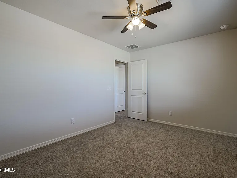 110 E Impala Pl — Photo 22