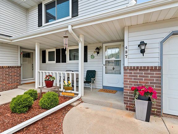 3rd image of 437 Silver Spring Dr