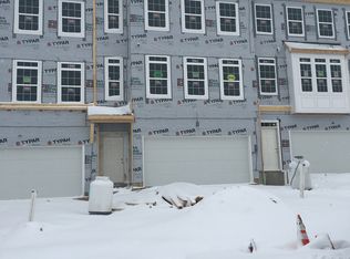 1990 McKees Rocks Rd, Mc Kees Rocks, PA 15136