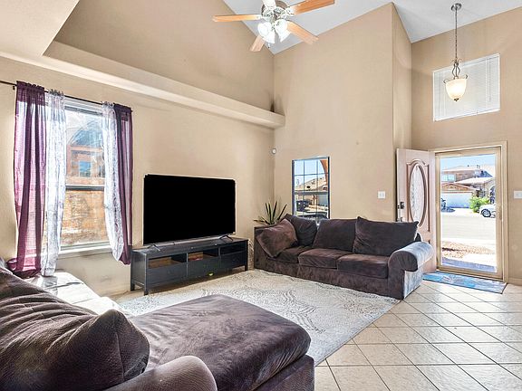 3rd image of 3228 Emerald Point Dr