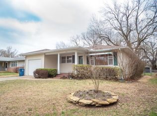 105 Warwick St, Coffeyville, KS 67337