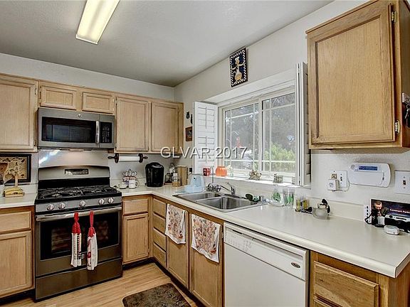 3rd image of 1853 Cane Hill Dr