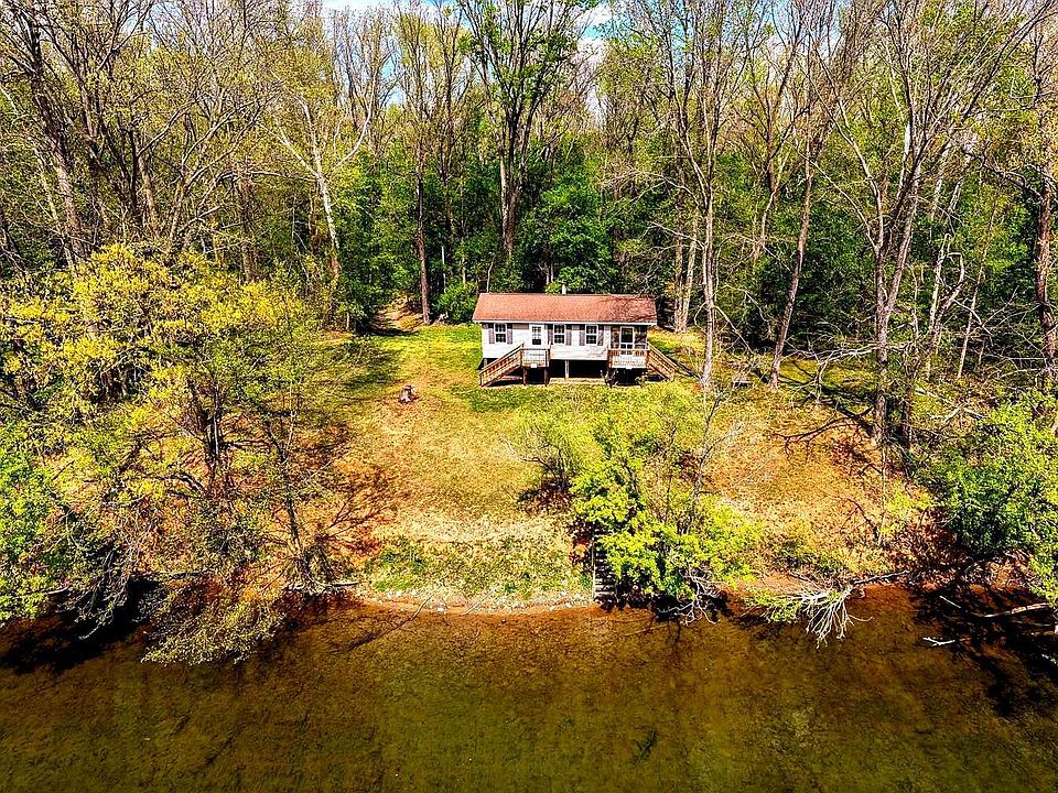 1st image of 789 Mill Run Rd