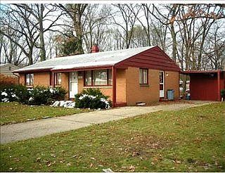 2nd image of 19381 Wedgewood Dr