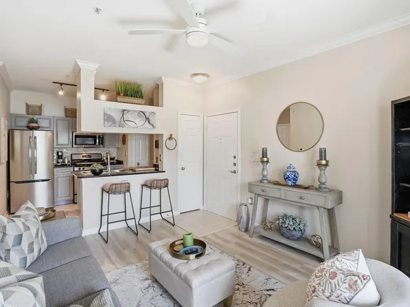 12929 Centre Park Cir APT 115, Herndon, VA 20171