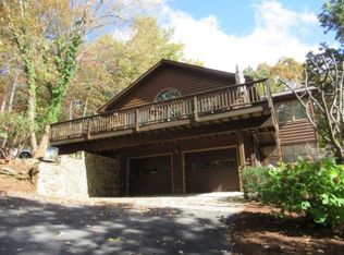 211 Raven Cliff Rd, Cleveland, SC 29635