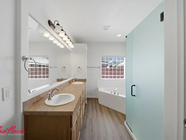 3304 W Palomar — Photo 15