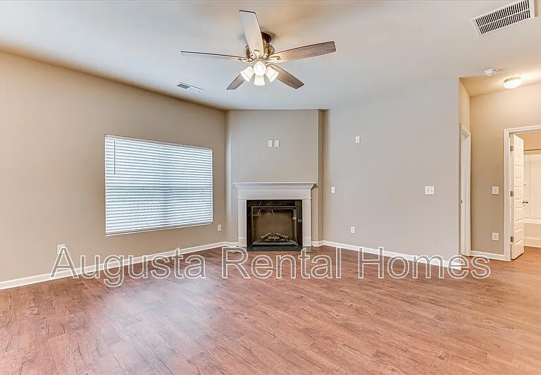 5060 Vine Ln — Photo 21