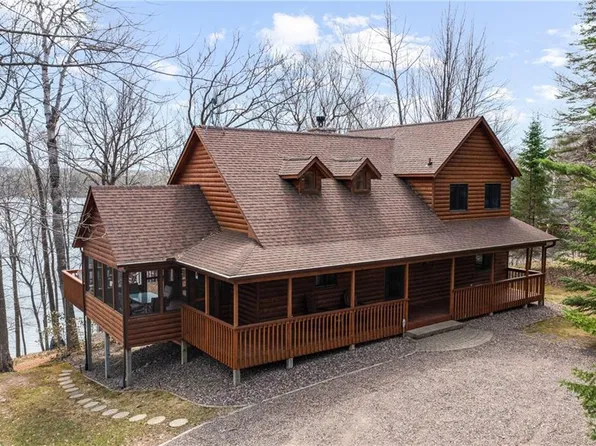 2533 3 1/4 5th, Cumberland, WI 54829