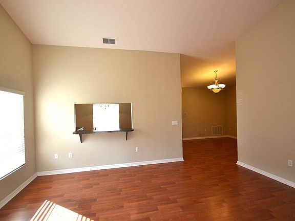 3rd image of 4933 Mandolin Ct