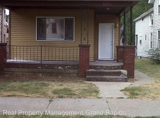 725 5th St NW, Grand Rapids, MI 49504