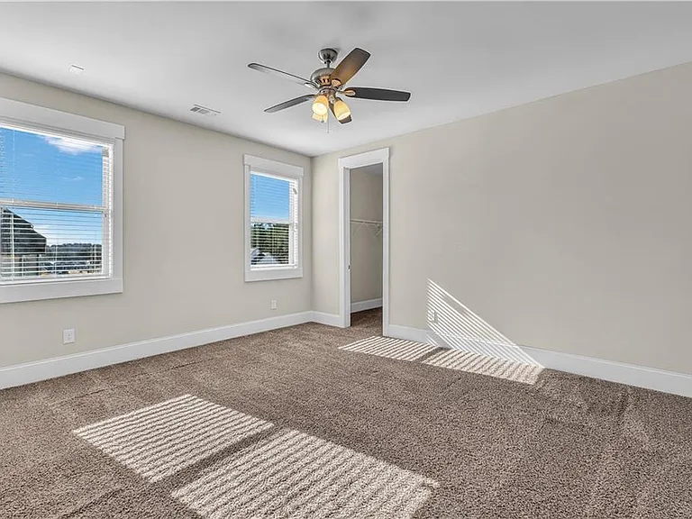 212 Blue Point Pkwy — Photo 30