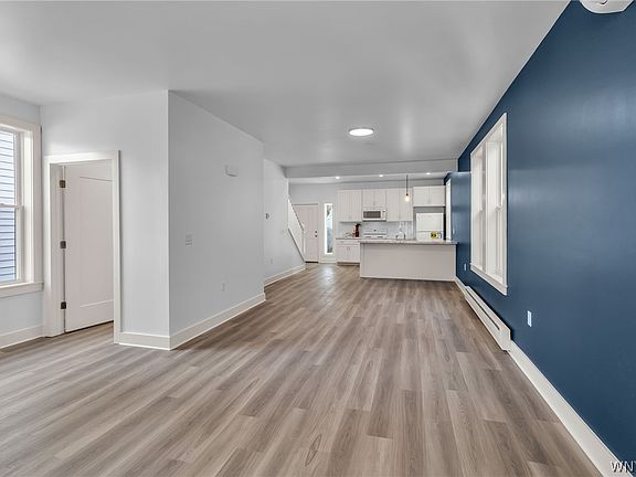 5th image of 431 Shirley Ave