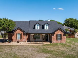 6300 Bellevue Ct, Granbury, TX 76049