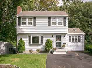 43 Longwood Rd, Braintree, MA 02184