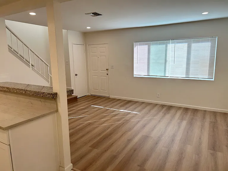915 Carob Way #2 — Photo 2