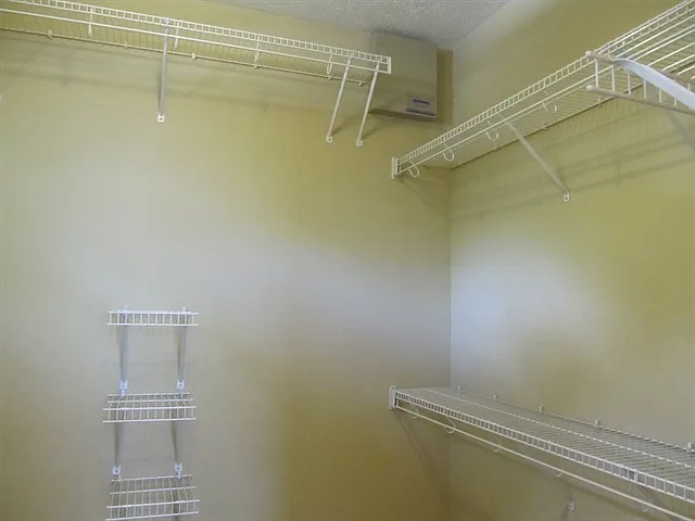 17507 Whispering Star Ct — Photo 16