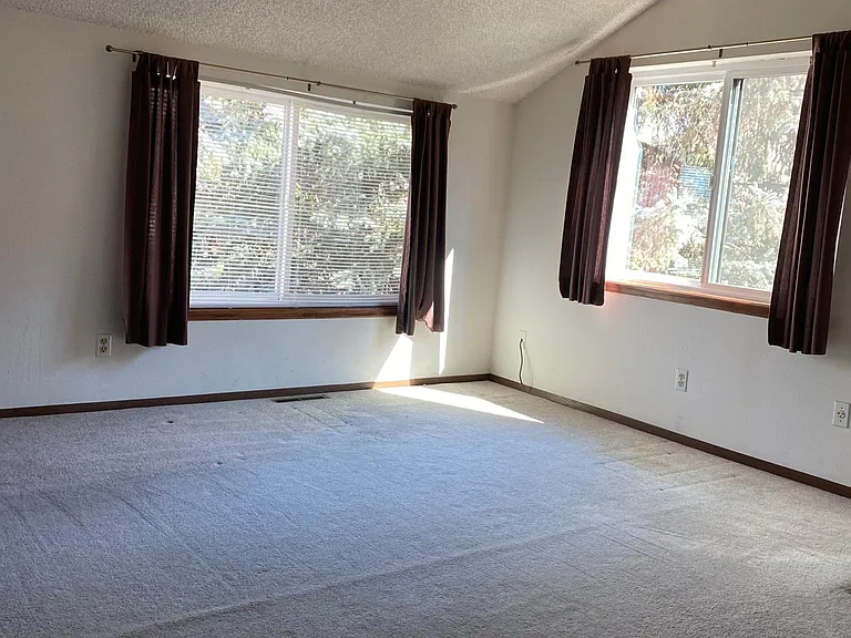 225 E 8th Ave #A6 — Photo 10