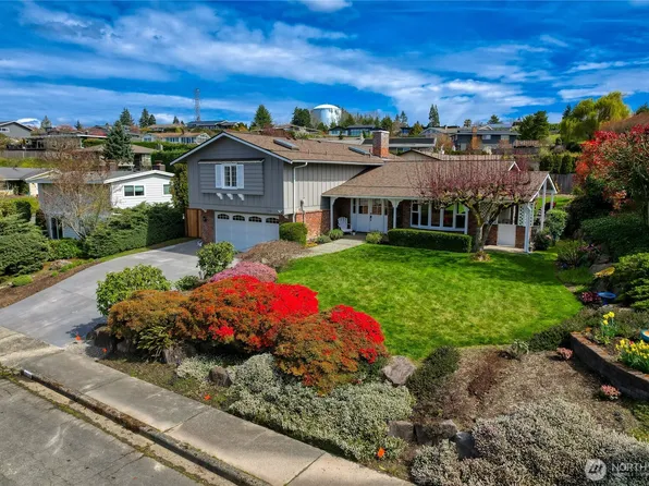2008 121st Avenue SE, Bellevue, WA 98005