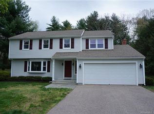 31 Enid Ln, East Lyme, CT 06333