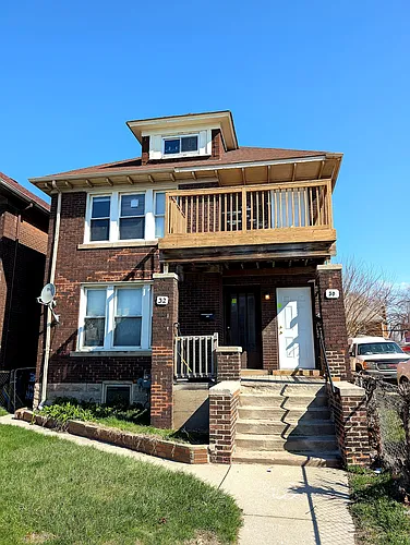 30 W Henry St Photo 1