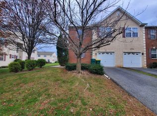 6852 Lincoln Dr, Macungie, PA 18062