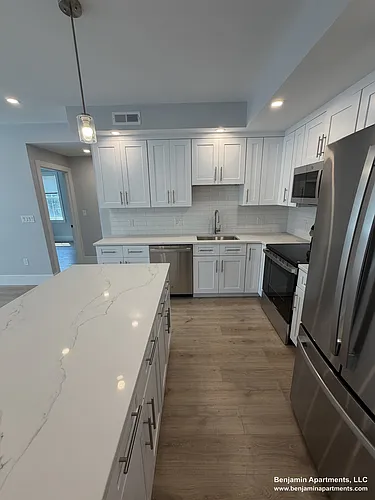 124 Kenrick St Photo 1