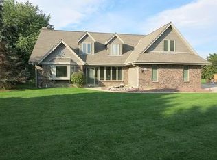 S73W14552 Woods Rd, Muskego, WI 53150