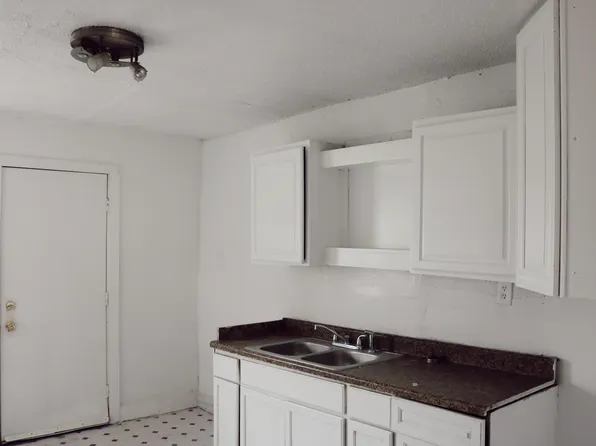 5425 Cavalcade St APT 4, Houston, TX 77026