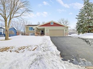 16877 Willow Ln SW, Prior Lake, MN 55372