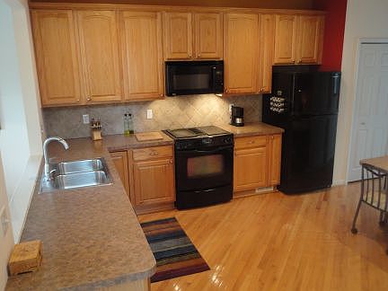 3rd image of 1400 Beaconsfield Ave