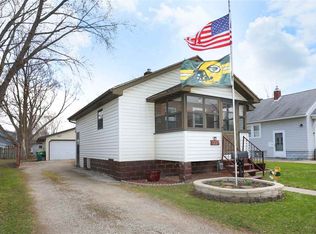 1227 10th Ave, Green Bay, WI 54304