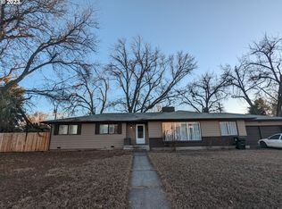 201 W Highland Ave, Hermiston, OR 97838