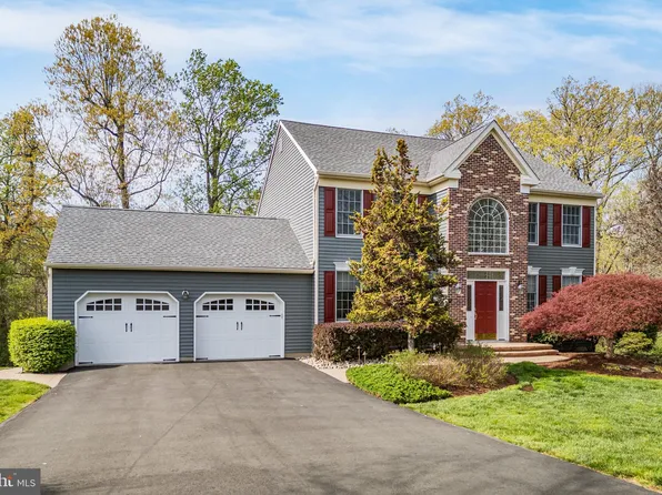 14 Ashwood Ct, Lawrence Township, NJ 08648