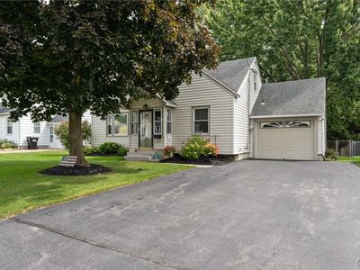 114 Chestnut Hill Dr, Liverpool, NY, 13088