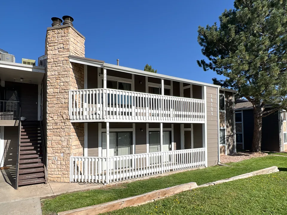 18105 E Ohio Ave #104