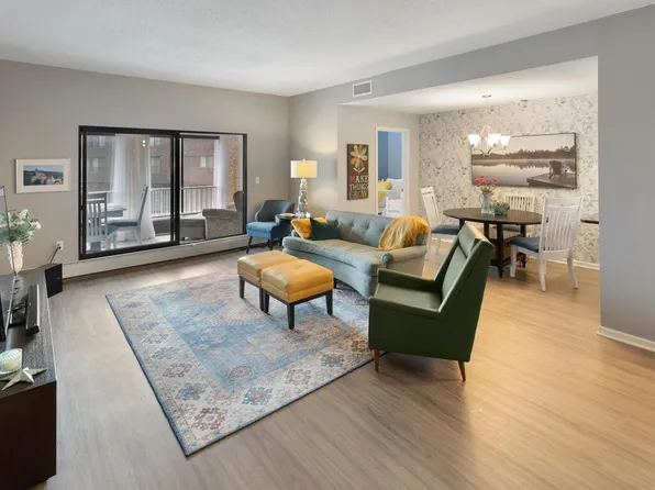 2265 Youngman Ave APT 404, Saint Paul, MN 55116