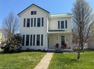 417 2nd St NE, New Philadelphia, OH