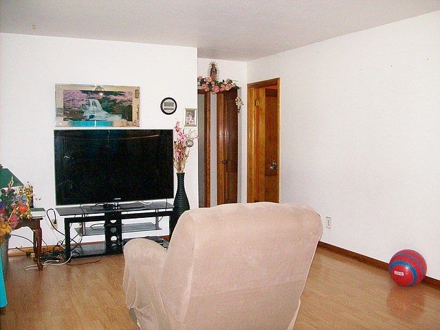 2nd image of 1819 19th Ave